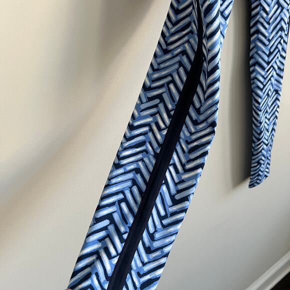 J. McLaughlin Lottie Pant Leggings Side Stripe Blue Ladder Geo XS NWT - Picture 6 of 6